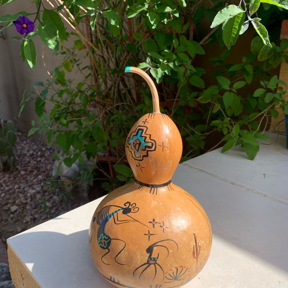 Gourd by Southwest Artist signed by Native American.   Artist: Ho Hona Okam - Picture 7 of 10